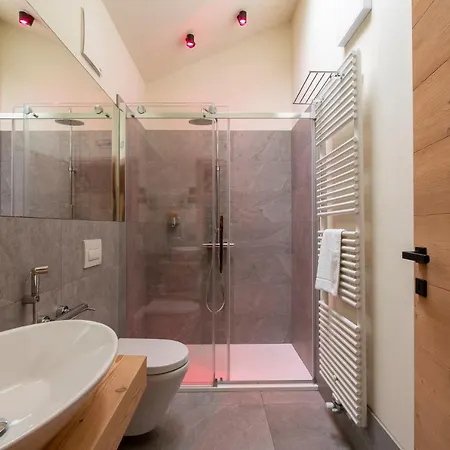 Alloggio per agriturismo Casera Pian Grand Wellness Chies d'Alpago